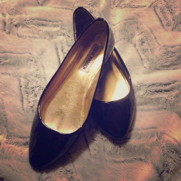 Black Patent leather flats