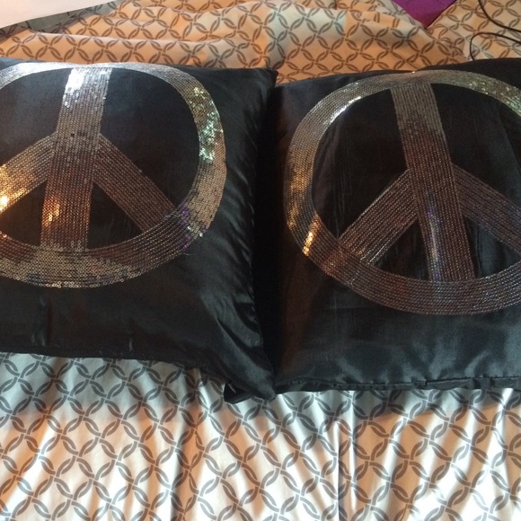 Selling both of them together! $20 for 2!