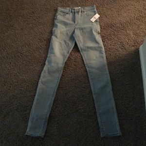 Bullhead skinny jeans from Pac sun, never worn.