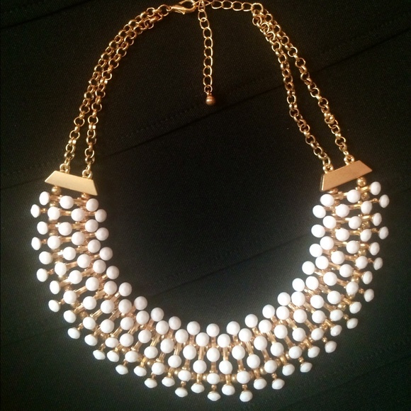Statement necklace