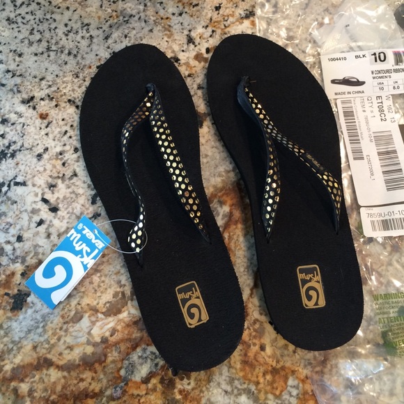 Brand new Teva flip flop sandals size 10