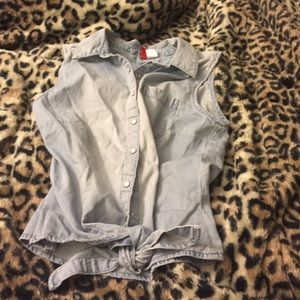 Denim sleeveless button down
