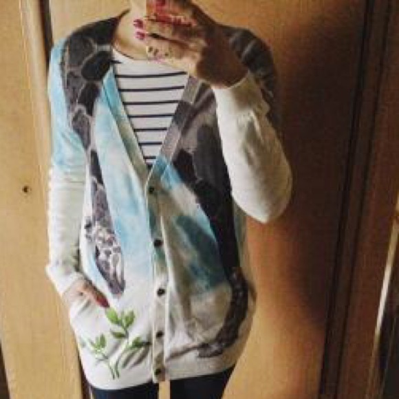 **SOLD** Moth "Tiga" cardigan M giraffe - Picture 2 of 3