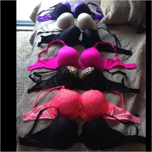 SOLD👙 Victoria secret bras 34DD