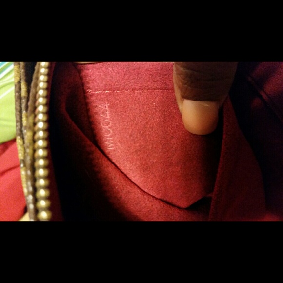 **SOLD** - Picture 2 of 4