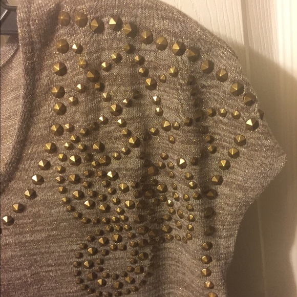 Shirt - Picture 2 of 3