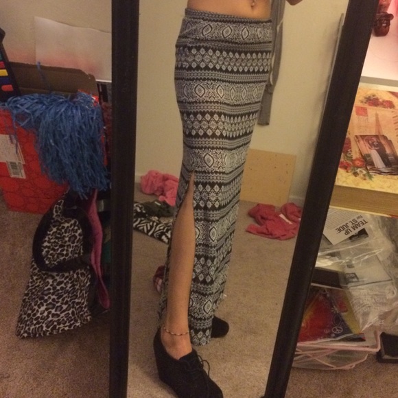 ❤️Bohemian black and white maxi skirt❤️