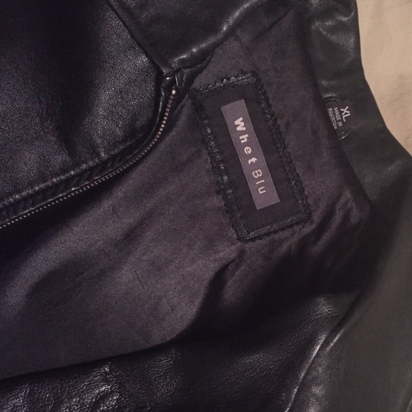 Leather jacket - Picture 2 of 3