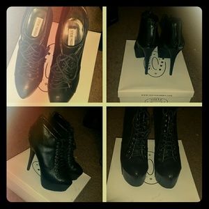 Steve Madden Booties