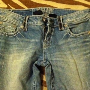 Miss me jeans only worn a few times