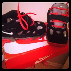 Nike's shoes ( versatile •boy/girl )💜💙