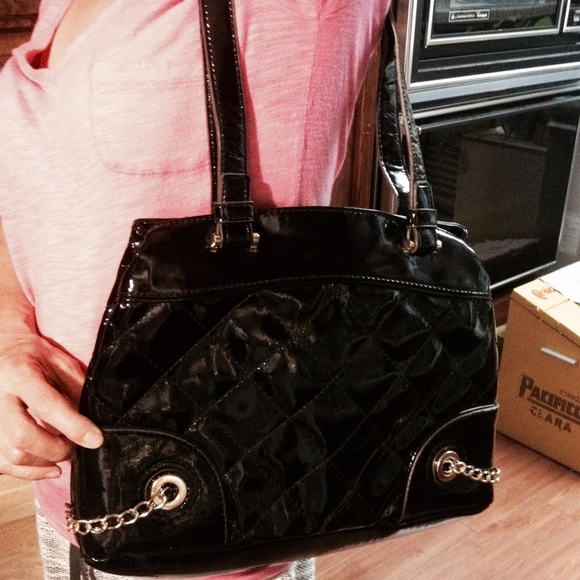 Black Quilted Gold Chain Handbag