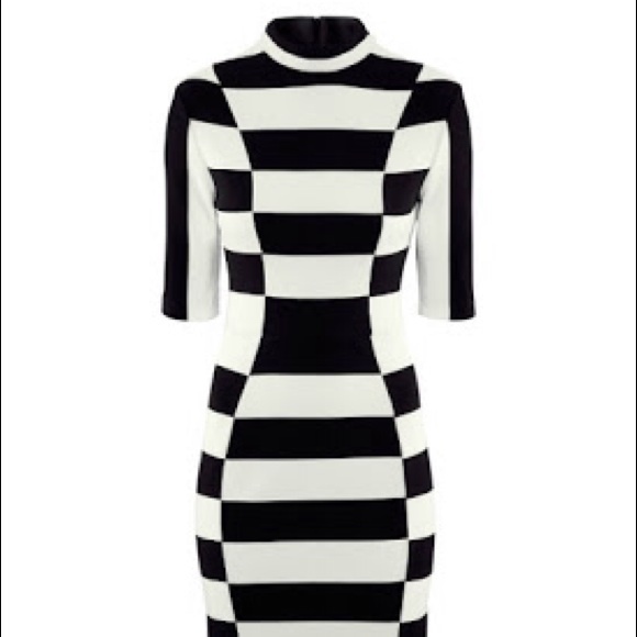 H&M Dresses - H&M Black & White Striped Dress H&M Dresses - H&M Black & White Striped Dress