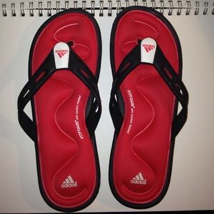 Adidas FitFoam Flip Flops size 8