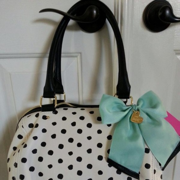 Nwt Betsey Johnson Tote/Purse Polka Dot MSRP $98 - Picture 4 of 4