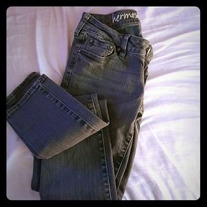 Bullhead grey skinny jeans