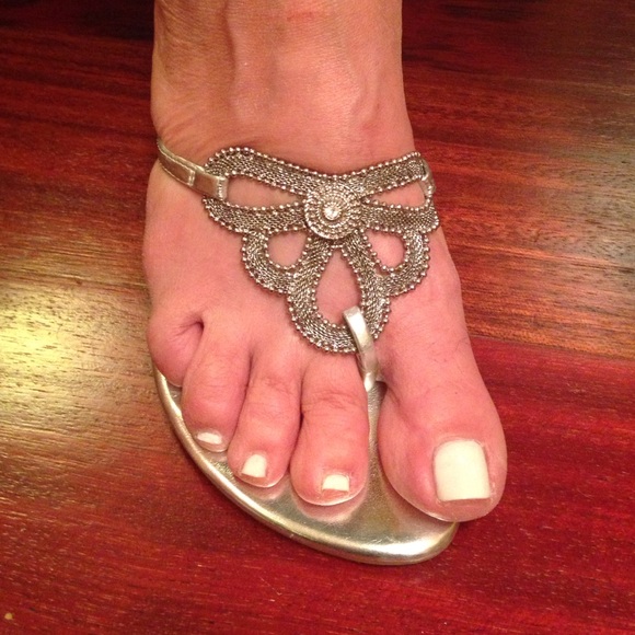 Heels - Picture 3 of 4