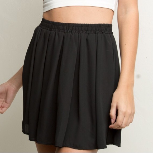 Brandy Melville Black Heather Skirt