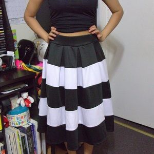 GOJANE Striped Midi Skirt BLACKWHITE