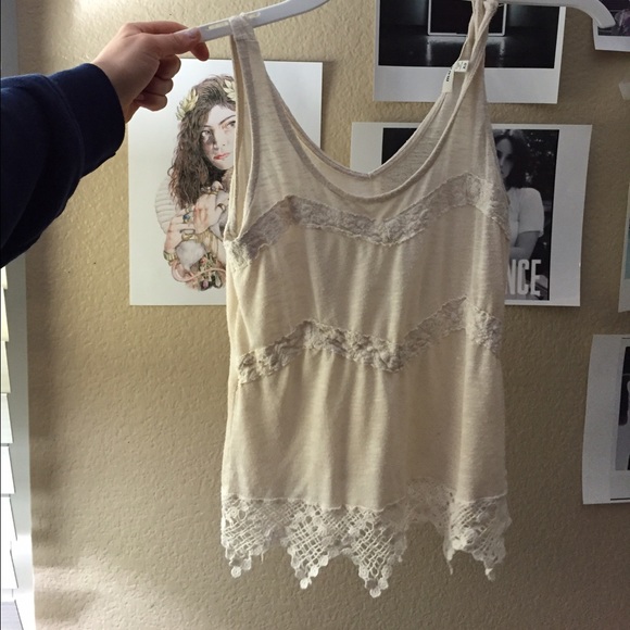 Lace cream tank