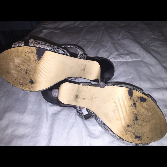 Guess heels - Picture 3 of 3