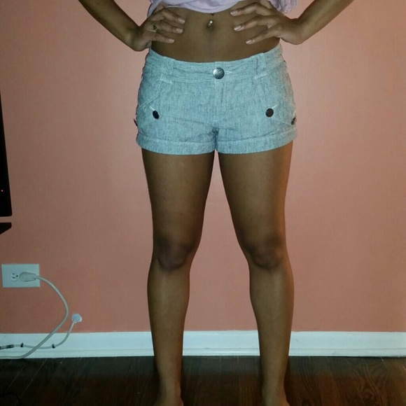 Express- Black and white shorts