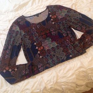 Long sleeve crop tee