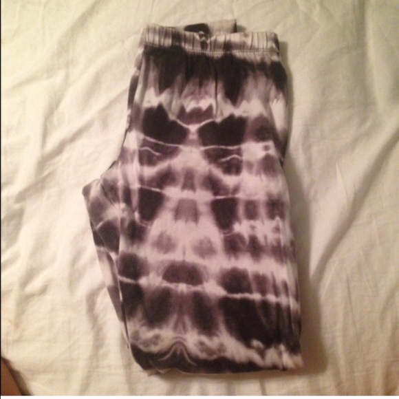 Tie dye leggings!