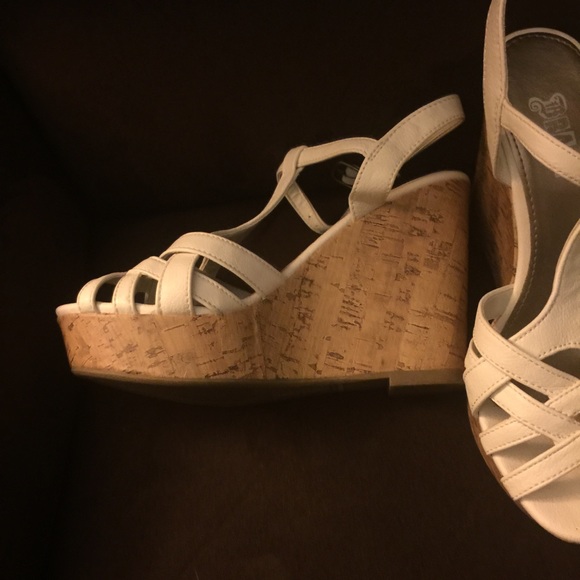 👛👛SOLD 👛👛 - Picture 2 of 3