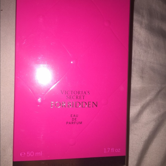 Perfume sealed New