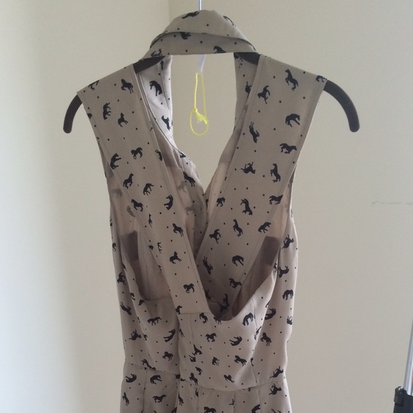 BCBGeneration Dresses - BCBGeneration Fossil Horse Print Dress BCBGeneration Dresses - BCBGeneration Fossil Horse Print Dress