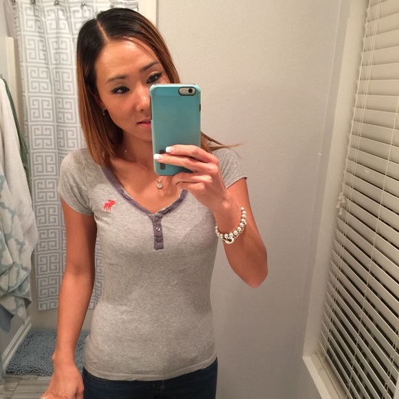 Abercrombie & Fitch Tops - Abercrombie&Fitch grey button top