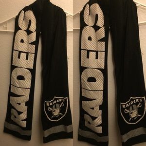 Raiders Scarf 🏈 w/ zipper inside