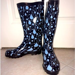 cute raindrop print rain boots 💦