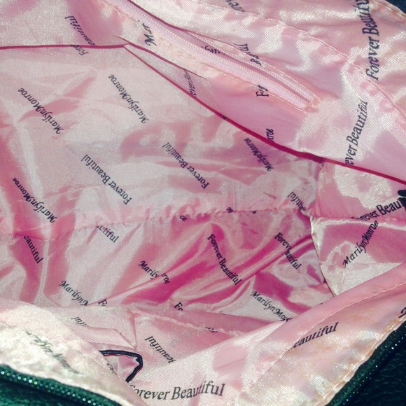 Marilyn Monroe purse - Picture 2 of 3