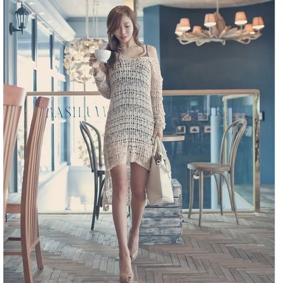 *SOLD OUT*🎉HP🎉Hi low crochet dress/coverup - Picture 2 of 4