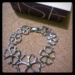 Delicate and beautiful Lia Sophia Daisy bracelet