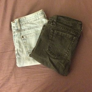 2 pairs of Forever 21 jeans