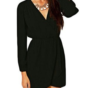 Black long sleeves dress