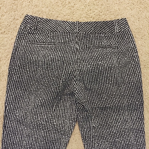 🚫SOLD🚫 Banana Republic B&W Camden Pant - Picture 3 of 4