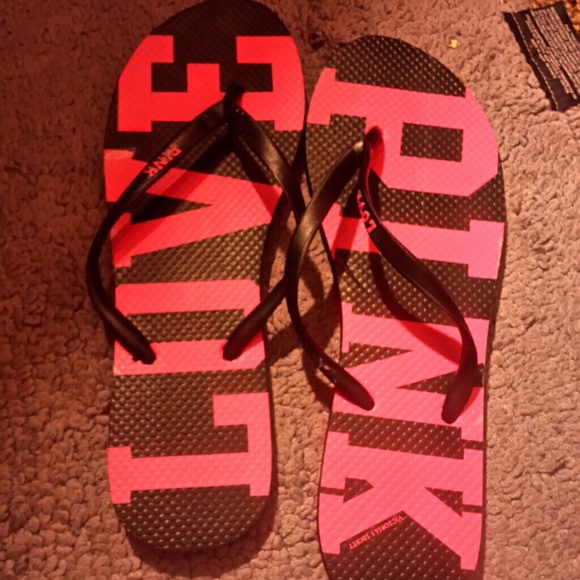 NWOT VICTORIA'S Love Pink Flip Flops Sandals & Bag