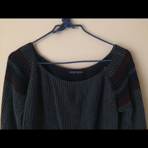 ✨Traded ✨Brandy sweater - Picture 2 of 3