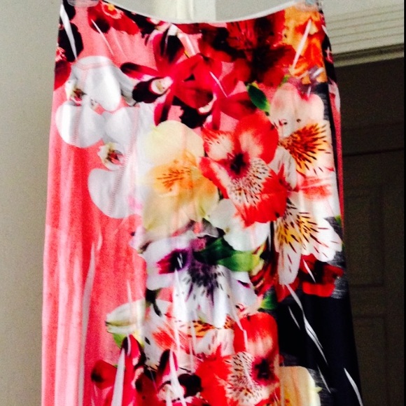 One of a kind skirt - Picture 2 of 2