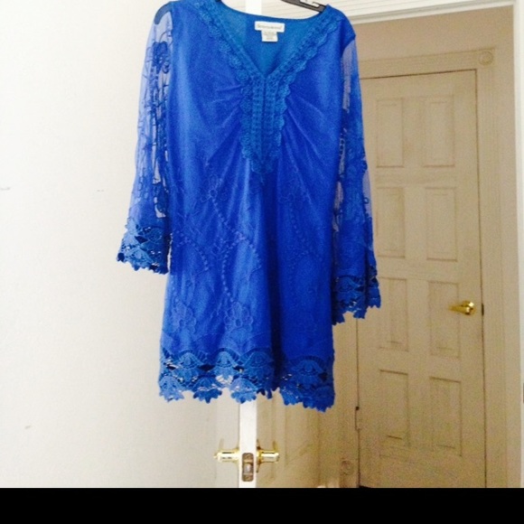 Violet Lacy Tunic - Picture 2 of 2