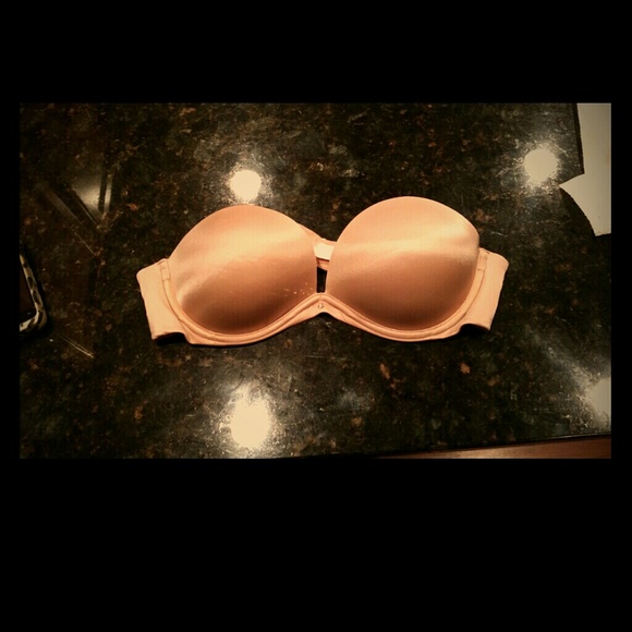 VS Strapless nude pushup 36B