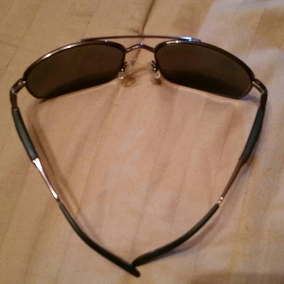 SUNGLASSES - Picture 2 of 3