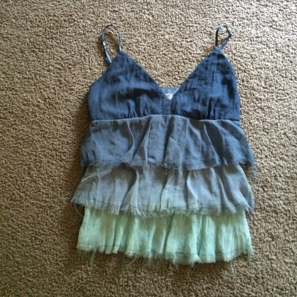 Guess top