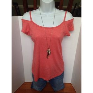New Peach colored off the shoulders top