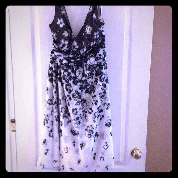 White House Black Market Dress