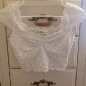 NWOT Abercrombie & Fitch crop top